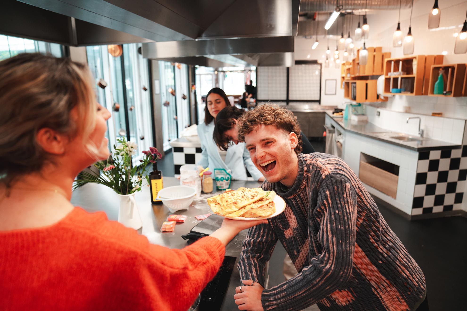 Cuisine partagée dans résidence étudiante massy palaiseau