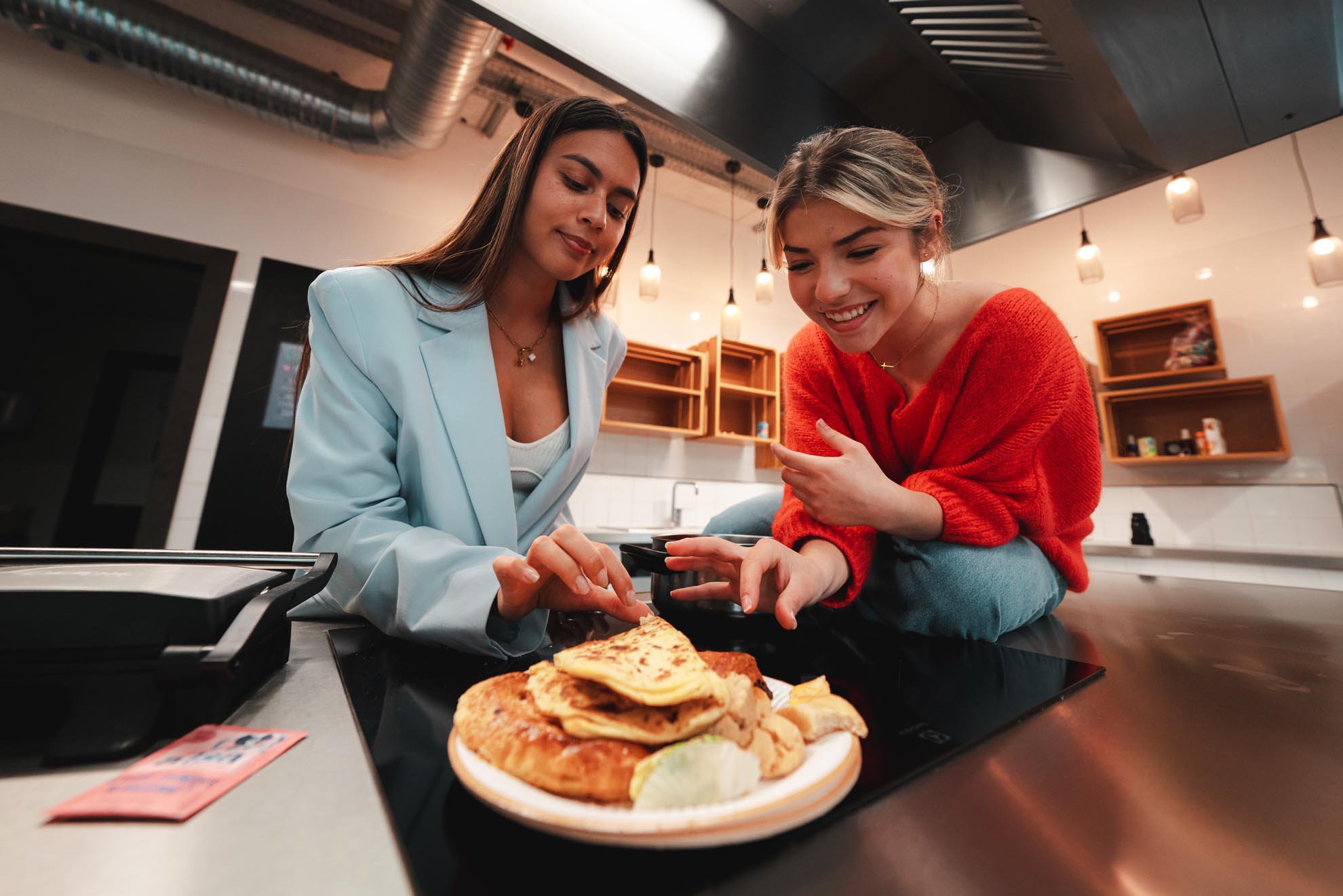 Cuisine partagée dans résidence étudiante à Massy-Palaiseau